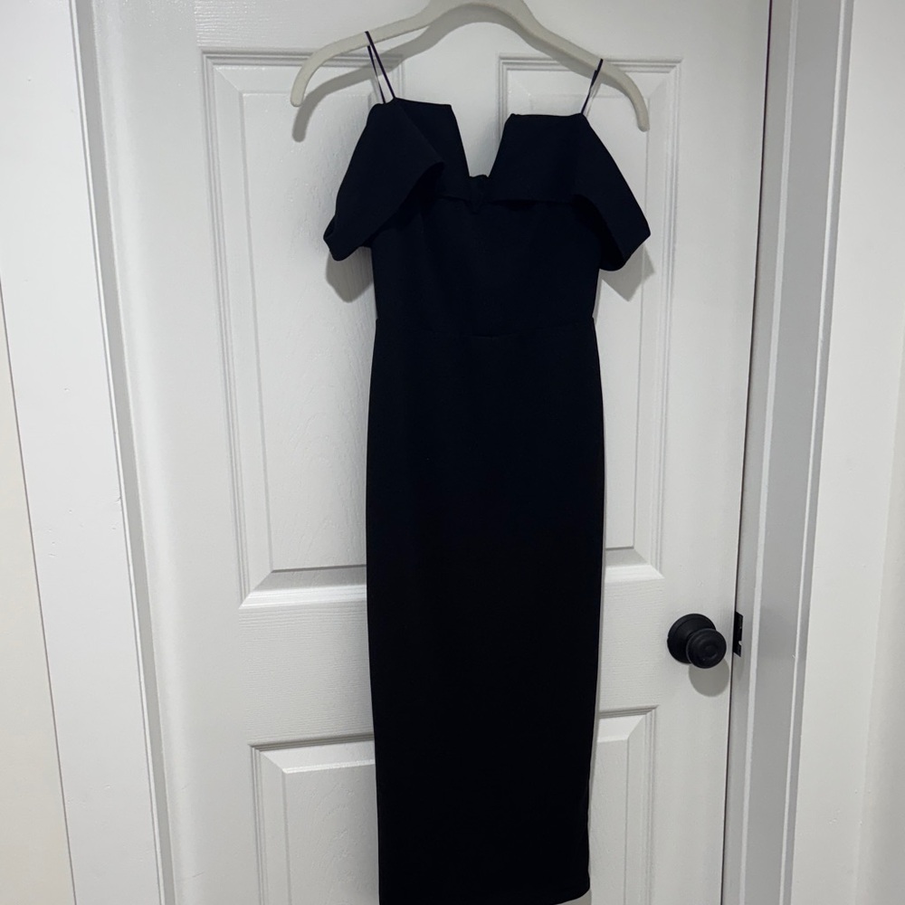 Chic Black Strapless Dress